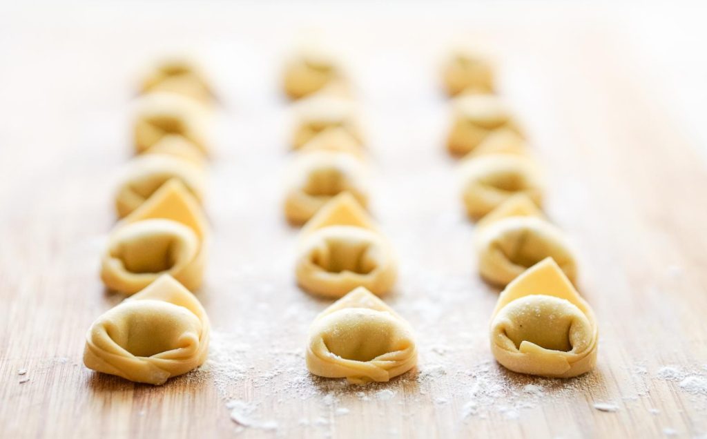 Cappelletti in brodo