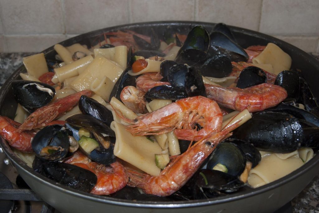 Paccheri allo scoglio