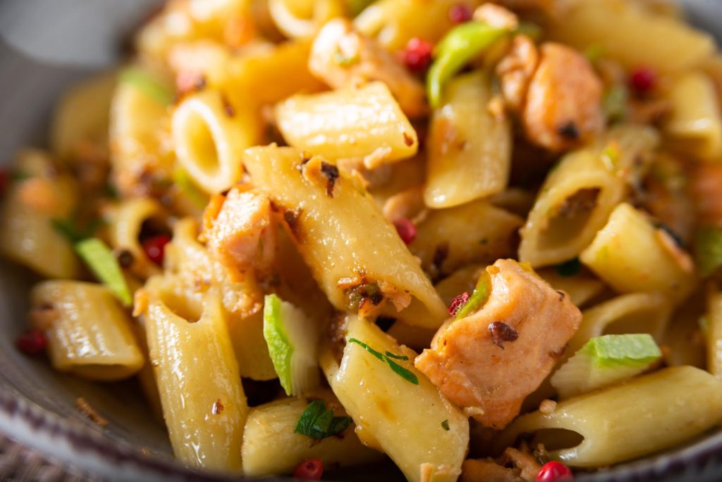 Pasta zucchine e salmone