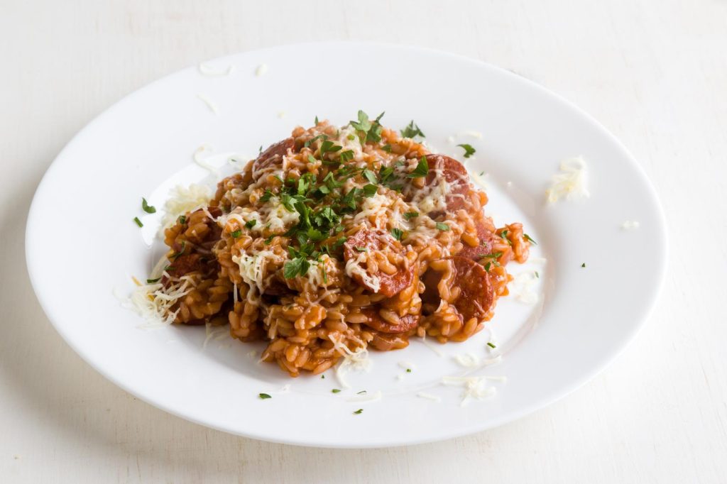 Risotto funghi e salsiccia
