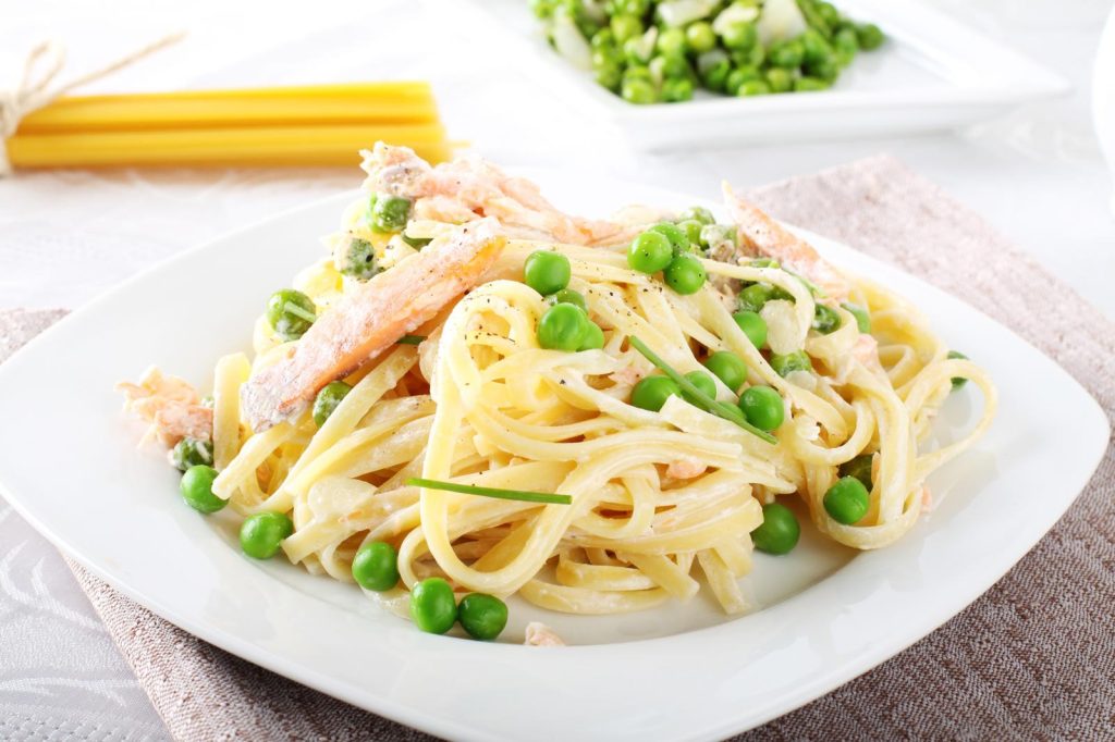 Tagliolini al salmone