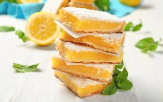 Torta al limone morbidissima e profumatissima