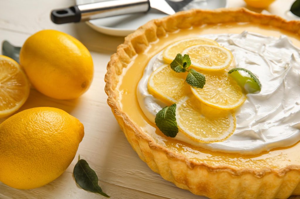 Torta con crema pasticcera