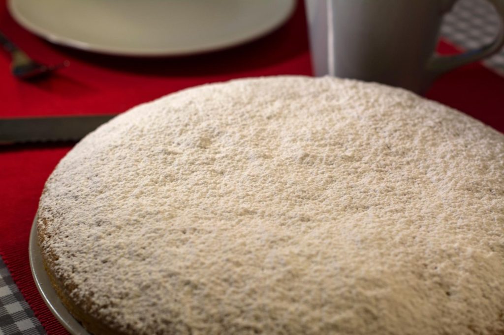Torta con farina di mandorle