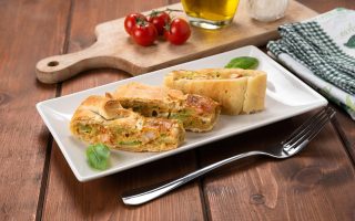 Torta salata prosciutto e formaggio