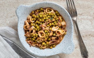 Calamari con piselli
