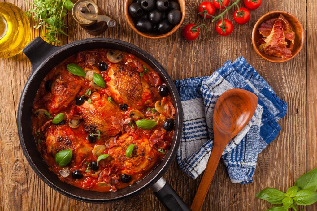 Cosce di pollo alla cacciatora