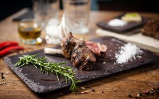 Cosciotto di agnello al forno