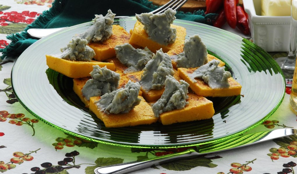 Crostini di polenta