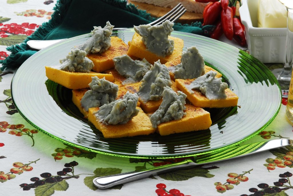 Crostini di polenta