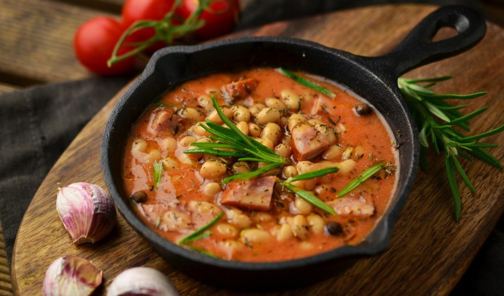 Fagioli al sugo
