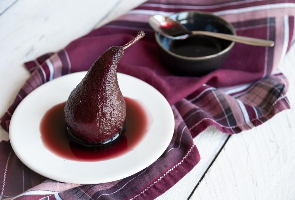 Pere al vino rosso