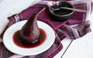 Pere al vino rosso