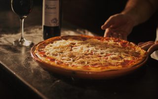 Pizza tonno e cipolla
