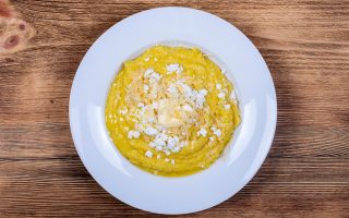 Polenta in pentola a pressione