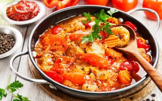 Pollo con peperoni alla romana