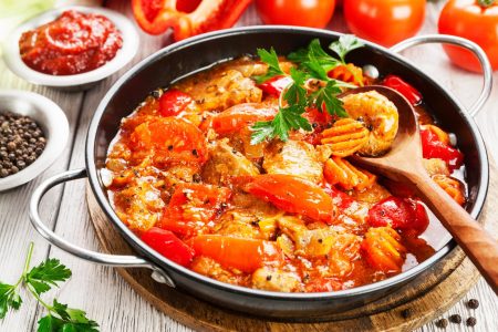 Pollo con peperoni alla romana
