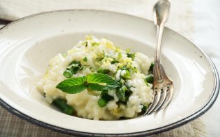 Risotto con asparagi selvatici