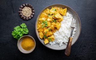 Straccetti di pollo al curry
