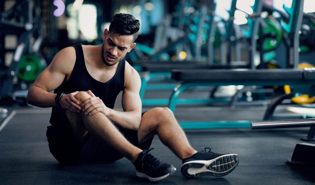 Leg curl in piedi